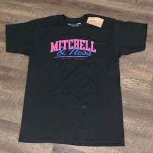 BRAND NEW Mitchell and ness graphic tee